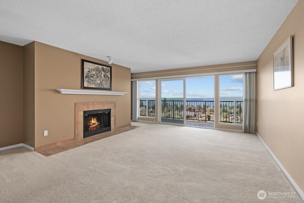 Photo of 5025 California Avenue SW #402, Seattle, WA 98136 (MLS # 2507355)