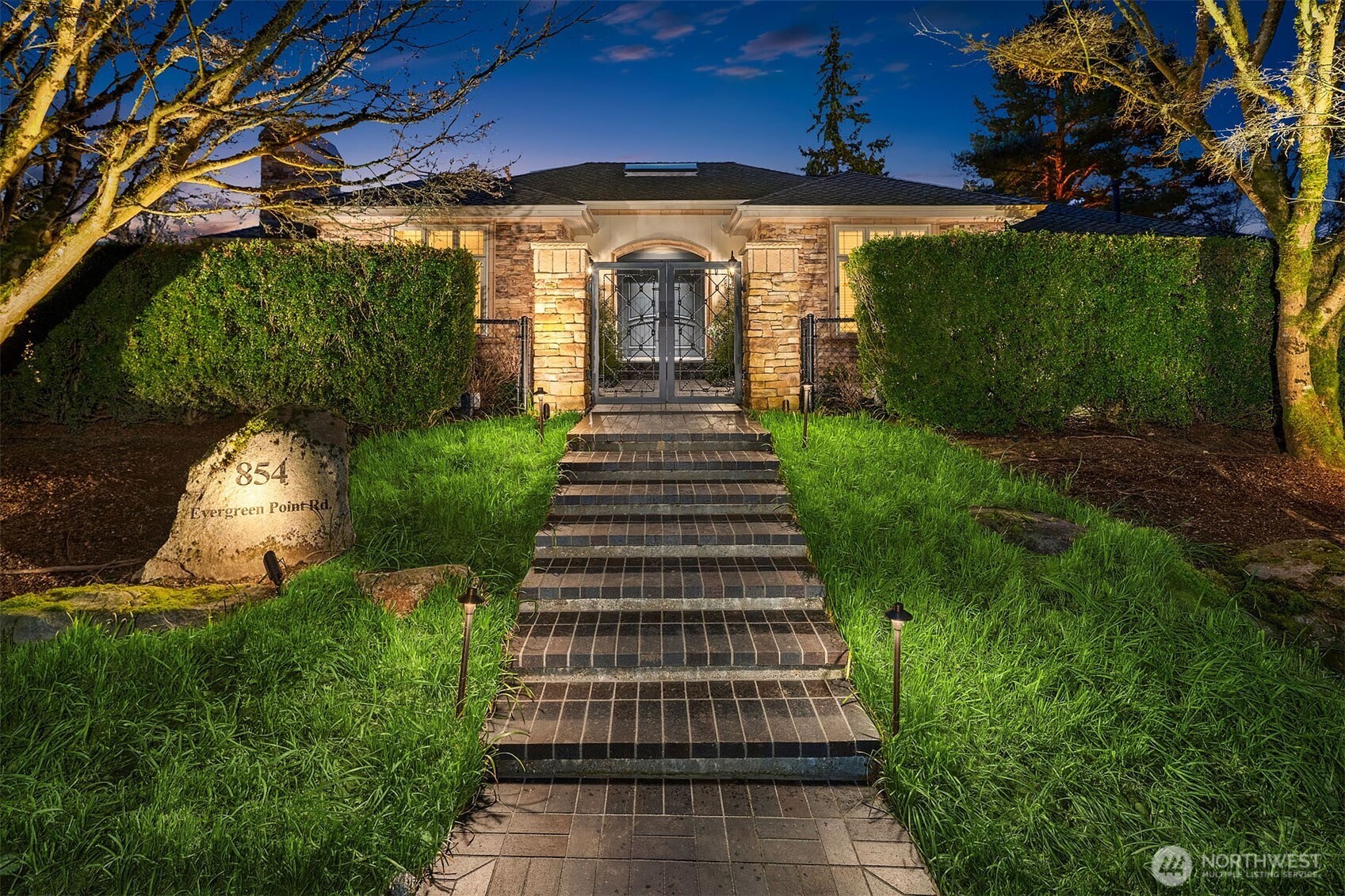 854 Evergreen Point Road