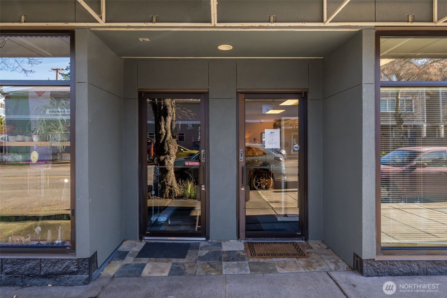 9222 Roosevelt Way NE A