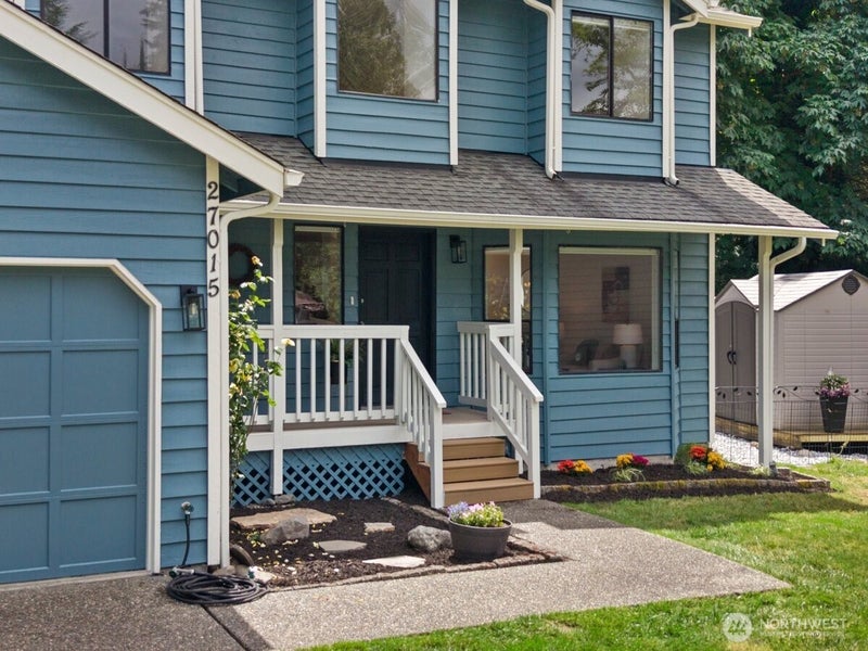 27015 NE Dorothy