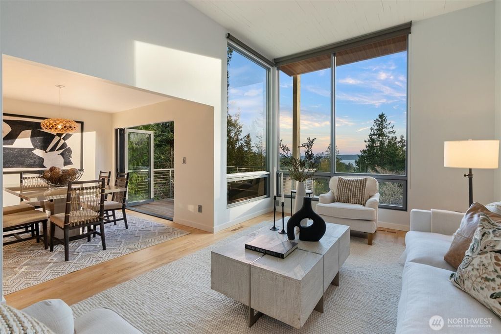 Photo of 8718 43rd Place SW, Seattle, WA 98136 (MLS # 2502922)