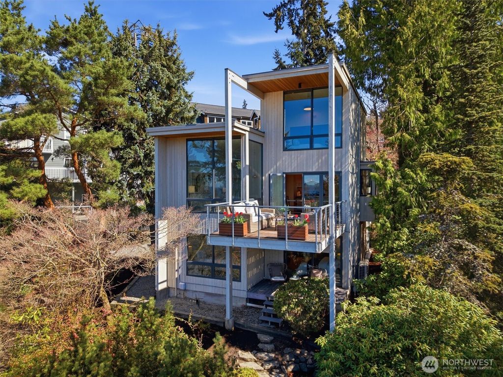 Photo of 8718 43rd Place SW, Seattle, WA 98136 (MLS # 2502922)