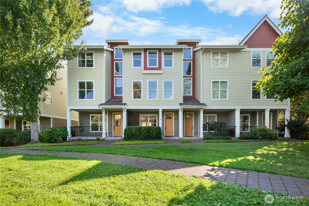 Photo of 3133 SW Raymond Street, Seattle, WA 98126 (MLS # 2584814)