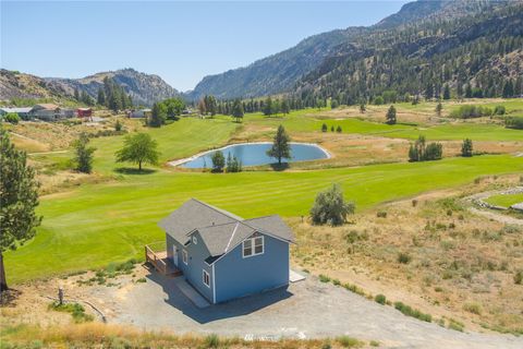 Photo of 13 Golf Place, Pateros, WA 98846 (MLS # 1970233)