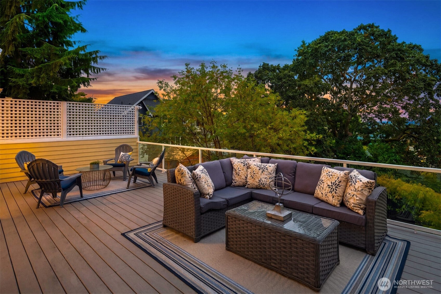 822 W Fulton Street