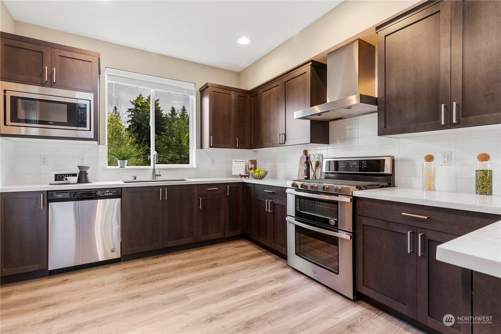 Photo of 12718 35th Avenue SE #J3, Everett, WA 98208 (MLS # 2029074)