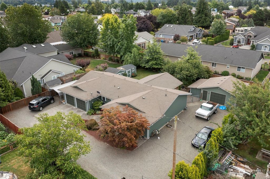 listing image 9367883493638342490