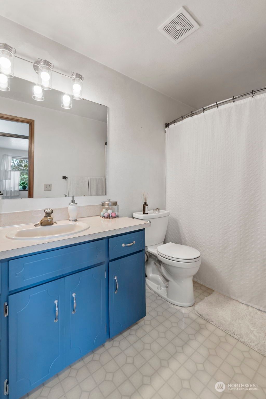 listing image 9362461314283690070