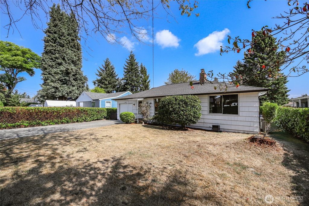 Photo of 11252 12th Avenue SW, Seattle, WA 98146 (MLS # 2428139)