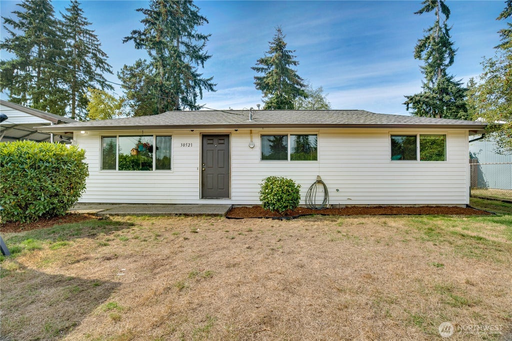 Photo of 30521 1st Pl SW PL, Federal Way, WA 98023 (MLS # 2586155)