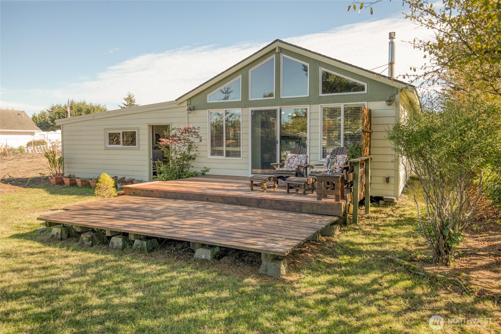 209 Canal Drive SE