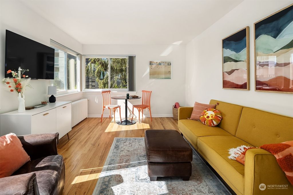 Photo of 4405 SW Alaska Street #201, Seattle, WA 98116 (MLS # 2073966)