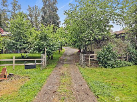 Photo of 16624 SE 240th Street, Kent, WA 98042 (MLS # 2531766)