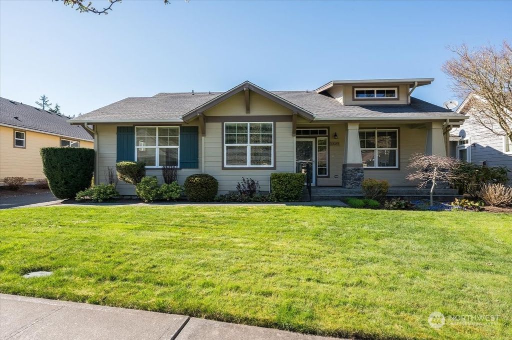 Photo of 13253 230th Place NE, Redmond, WA 98053 (MLS # 2215165)