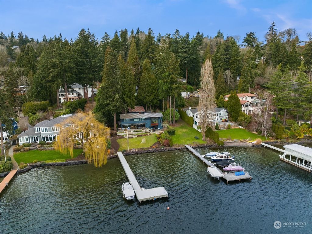 Photo of 9725 SE 43rd Street, Mercer Island, WA 98040 (MLS # 2051070)