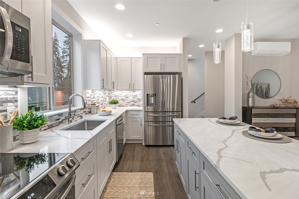Photo of 14709 32nd Avenue NE #D, Shoreline, WA 98155 (MLS # 1963857)