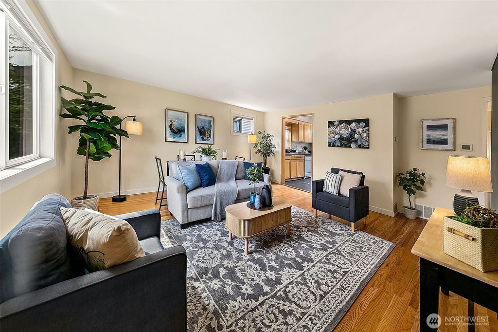 Photo of 630 NW 76th Street, Seattle, WA 98117 (MLS # 2514549)