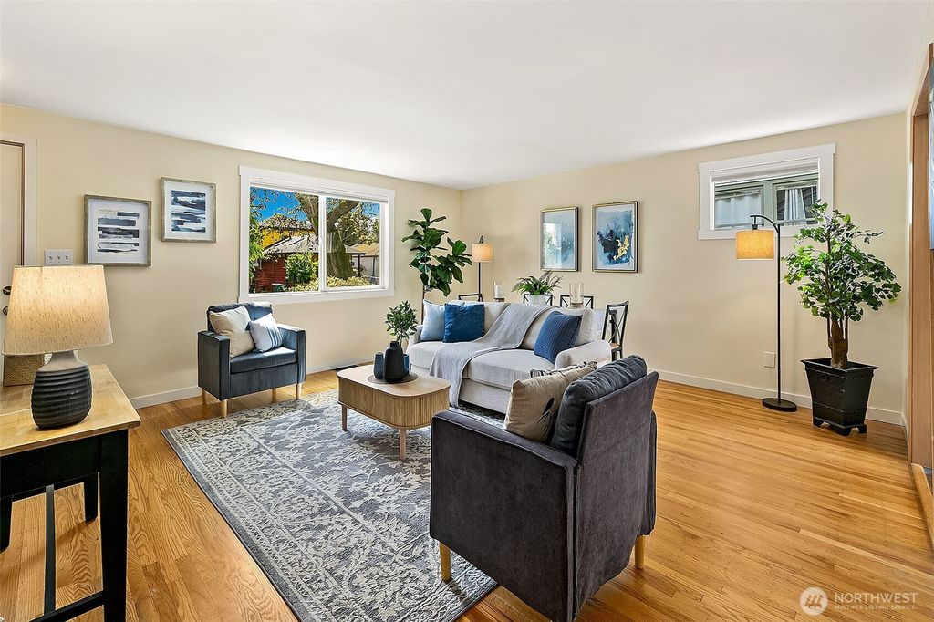 Photo of 630 NW 76th Street, Seattle, WA 98117 (MLS # 2514549)