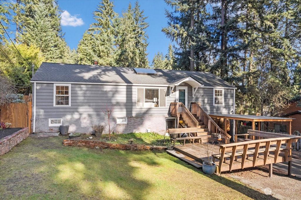 Photo of 1350 N 150th St St, Shoreline, WA 98133 (MLS # 2200968)
