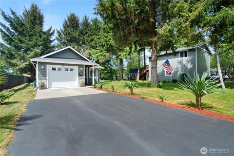Photo of 745 Albion Avenue SE, Ocean Shores, WA 98569 (MLS # 2521400)
