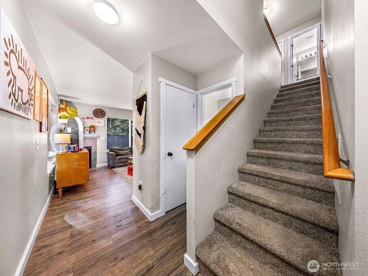 18010 31st Avenue NE