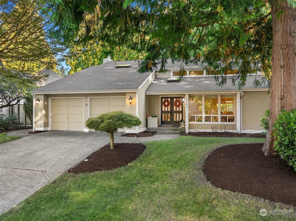 Photo of 2100 232nd Place NE, Sammamish, WA 98074 (MLS # 2298190)