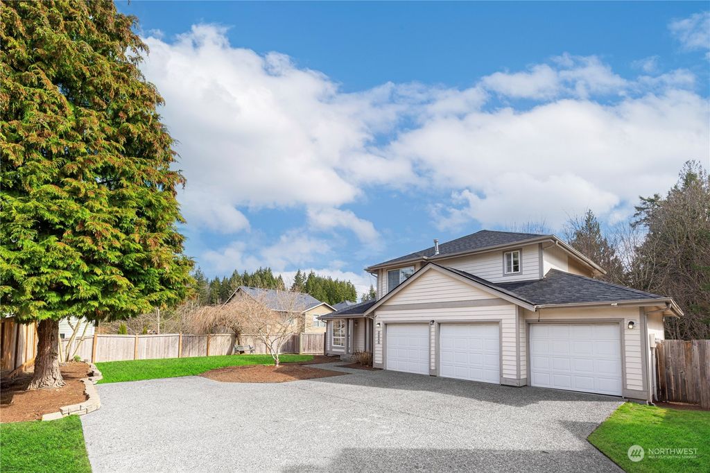 Photo of 22844 SE 264th Court, Maple Valley, WA 98038 (MLS # 2047282)