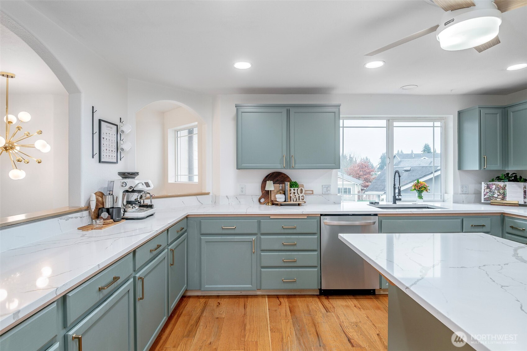 16669 Rainier View Drive SE