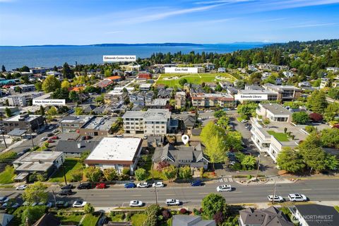 627 Dayton Street Edmonds WA 98020