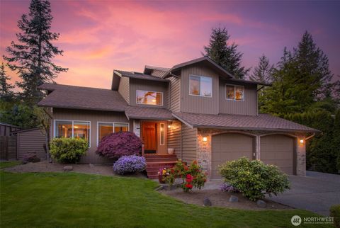 Photo of 3703 98th Street SE, Everett, WA 98208 (MLS # 2514077)