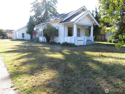 Photo of 601 W Anderson Street, Elma, WA 98541 (MLS # 2593937)