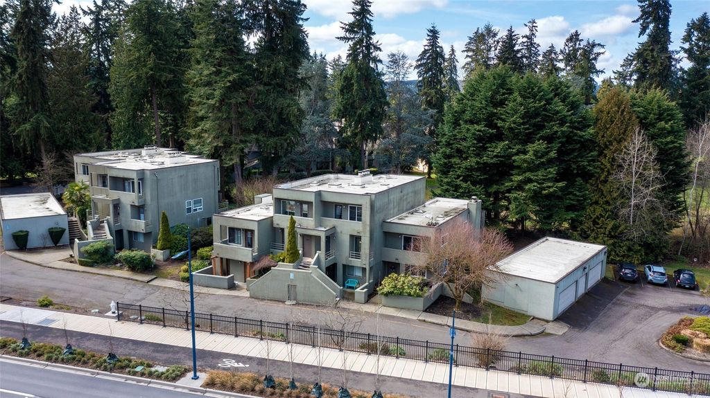 Photo of 17001 Inglewood Road NE #M105, Kenmore, WA 98028 (MLS # 2142373)
