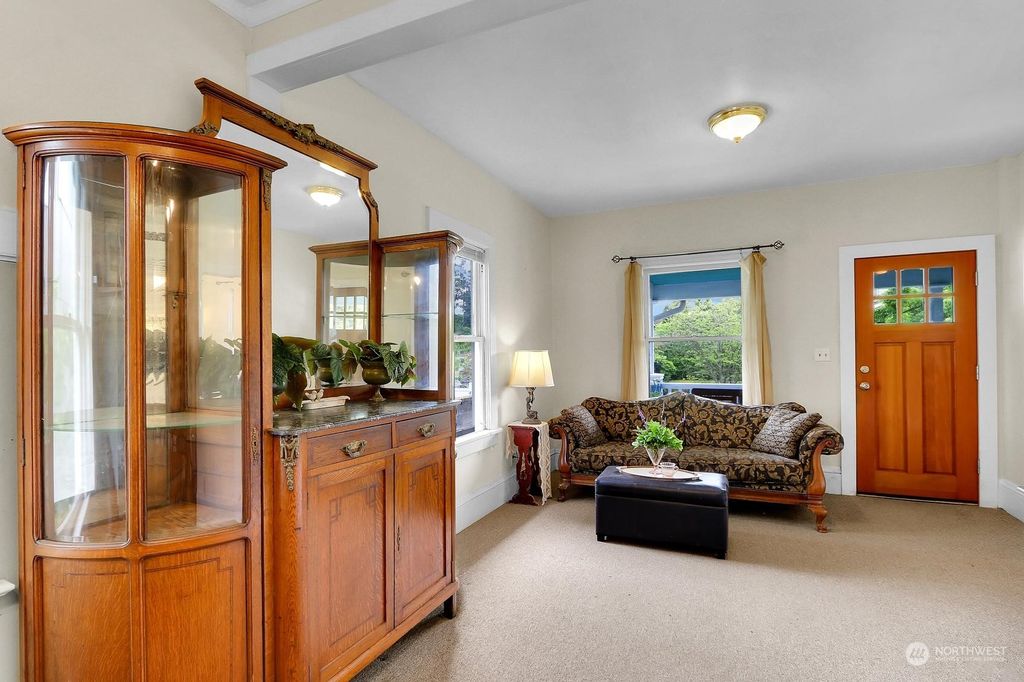 Photo of 704 NW 73rd Street, Seattle, WA 98117 (MLS # 2244616)