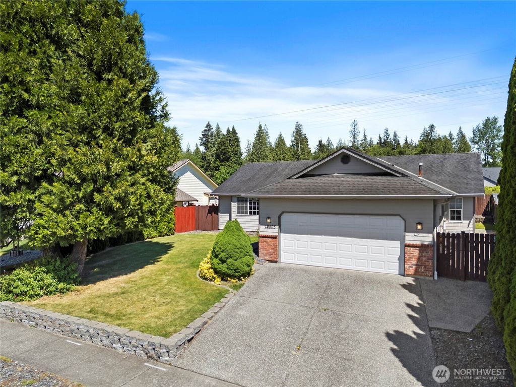 Photo of 18505 Ballantrae Drive, Arlington, WA 98223 (MLS # 2385545)