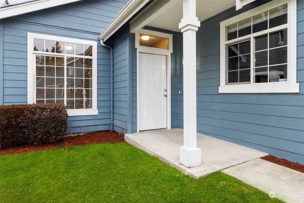 Photo of 22742 SE 242nd St St, Maple Valley, WA 98038 (MLS # 2187110)