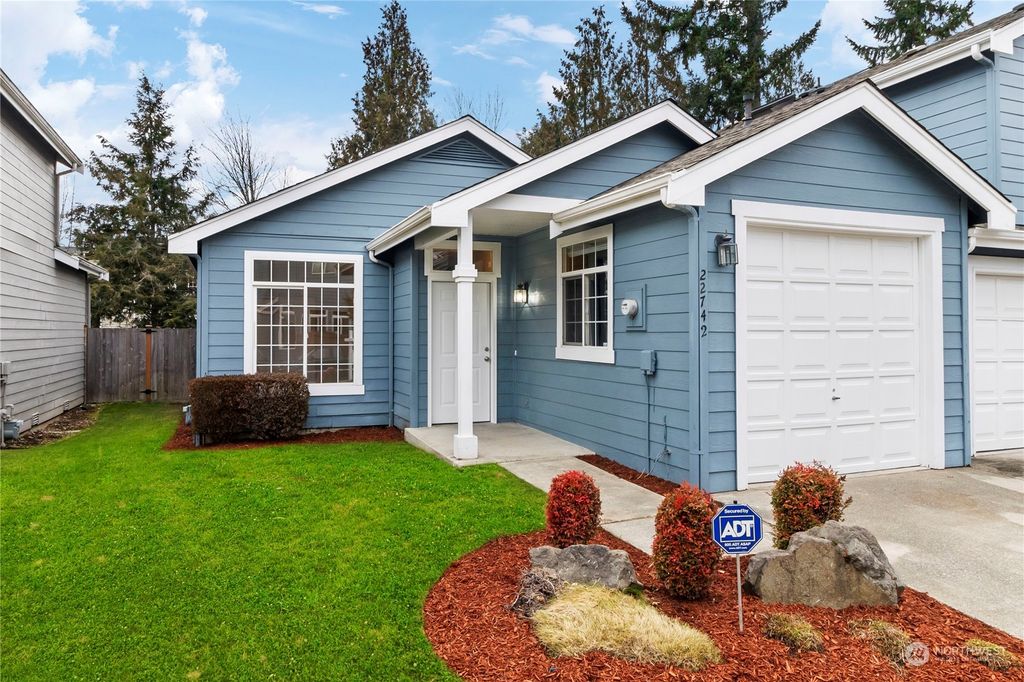 Photo of 22742 SE 242nd St St, Maple Valley, WA 98038 (MLS # 2187110)