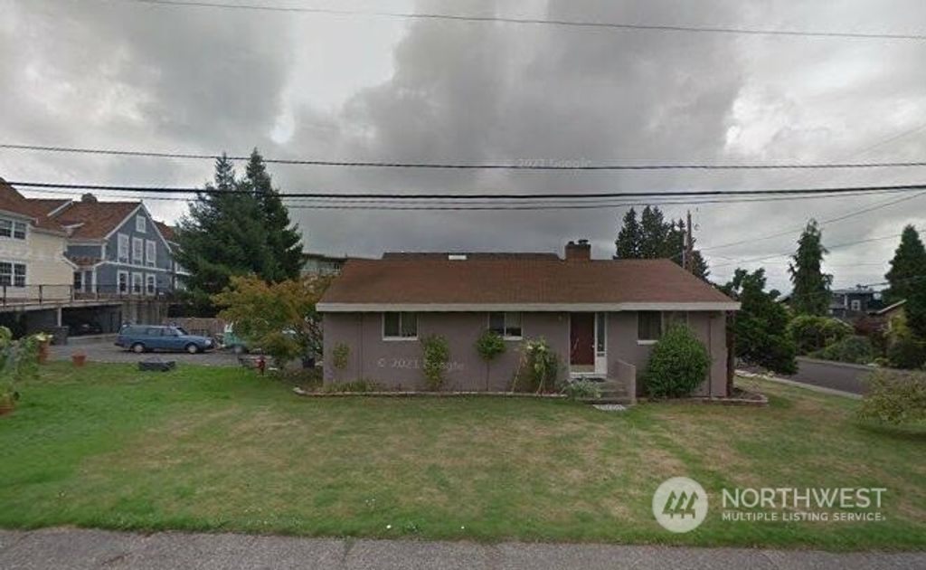 Photo of 508 2nd Street W, Kirkland, WA 98033 (MLS # 2165079)