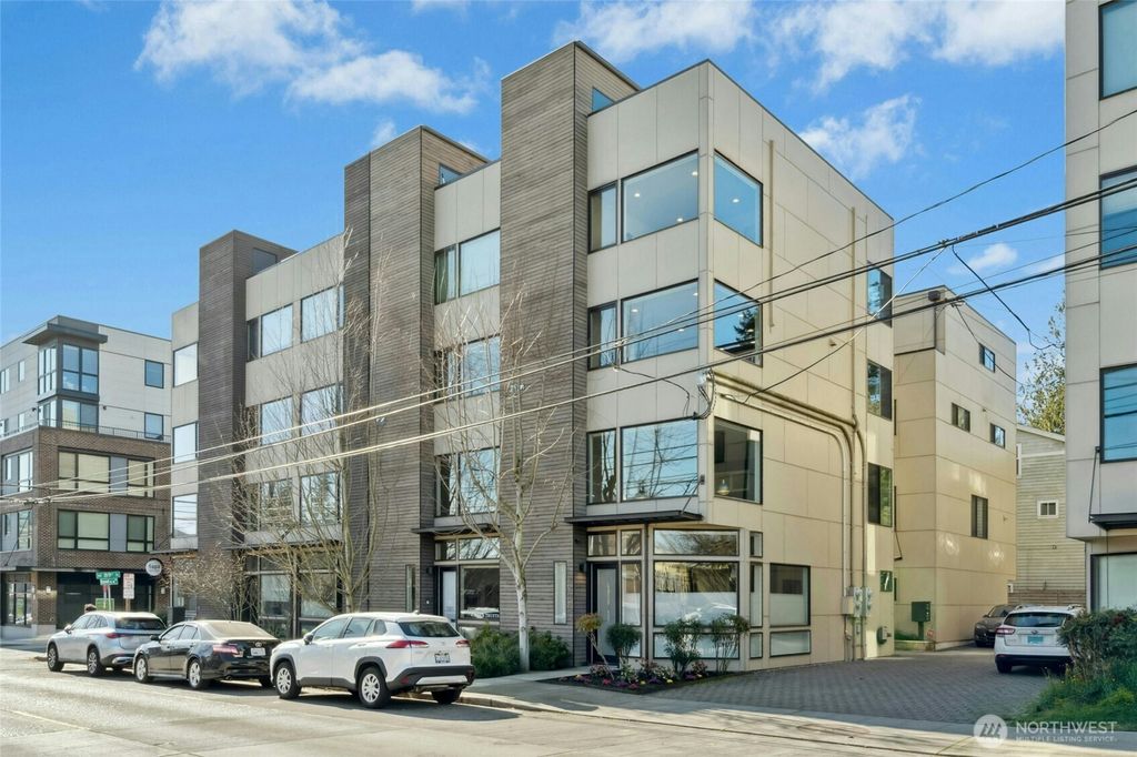 Photo of 8907 Roosevelt Way NE, Seattle, WA 98115 (MLS # 2339687)