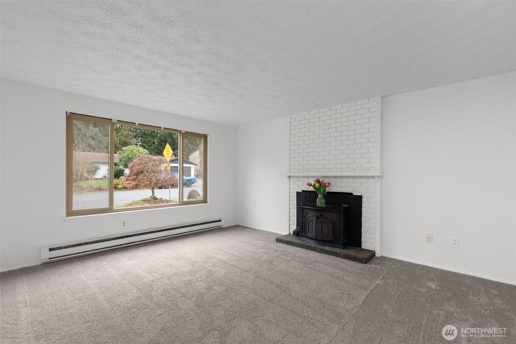 Photo of 12830 55th Avenue SE, Everett, WA 98208 (MLS # 2474860)