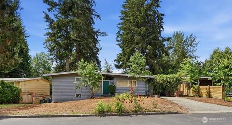 Photo of 1511 143rd Avenue SE, Bellevue, WA 98007 (MLS # 2536246)