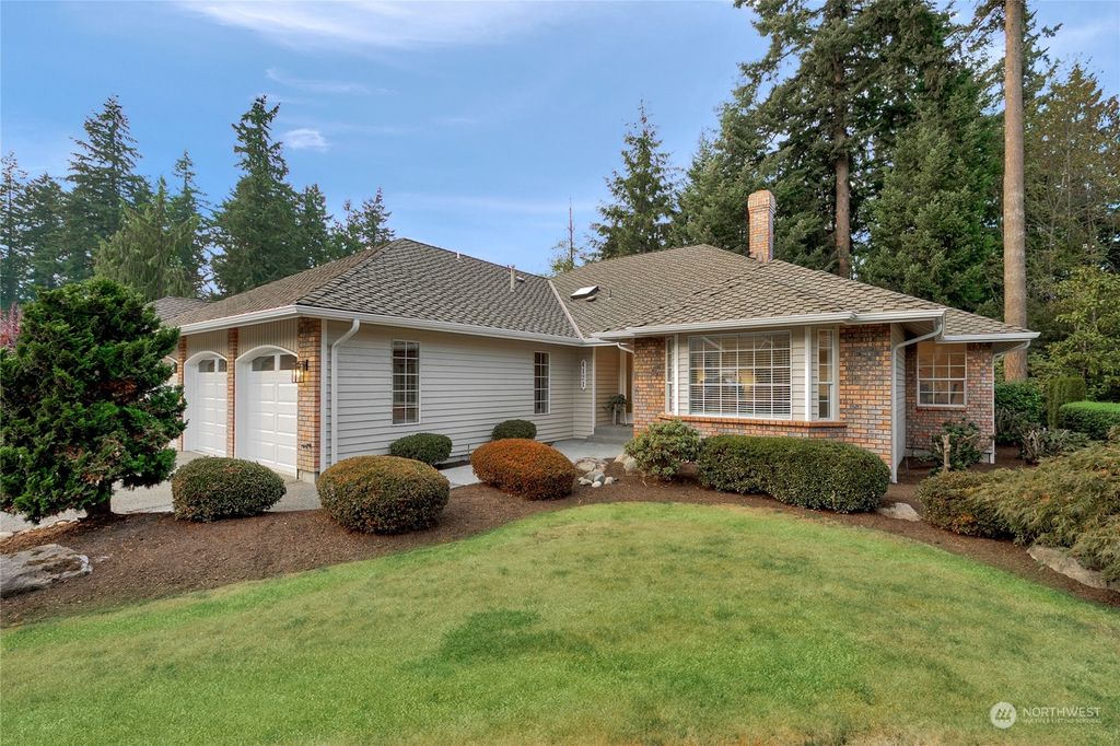 Photo of 4121 124th Street SE, Everett, WA 98208 (MLS # 1990374)