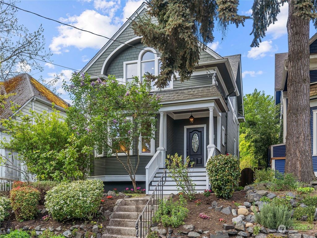 Photo of 931 21st Avenue, Seattle, WA 98122 (MLS # 2234210)