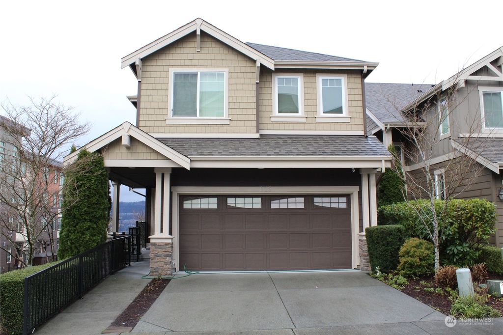 Photo of 976 NE Ingram Street, Issaquah, WA 98029 (MLS # 2215997)