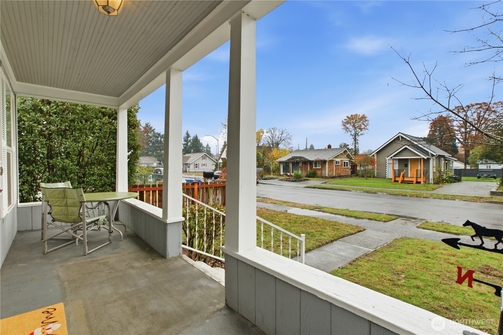 5844 S Montgomery Street