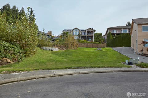 Photo of 6061 Osprey Circle, Bremerton, WA 98312 (MLS # 2562578)