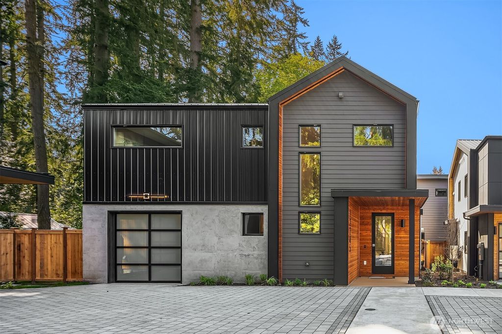 Photo of 12245 NE 66TH Street, Kirkland, WA 98033 (MLS # 2384715)