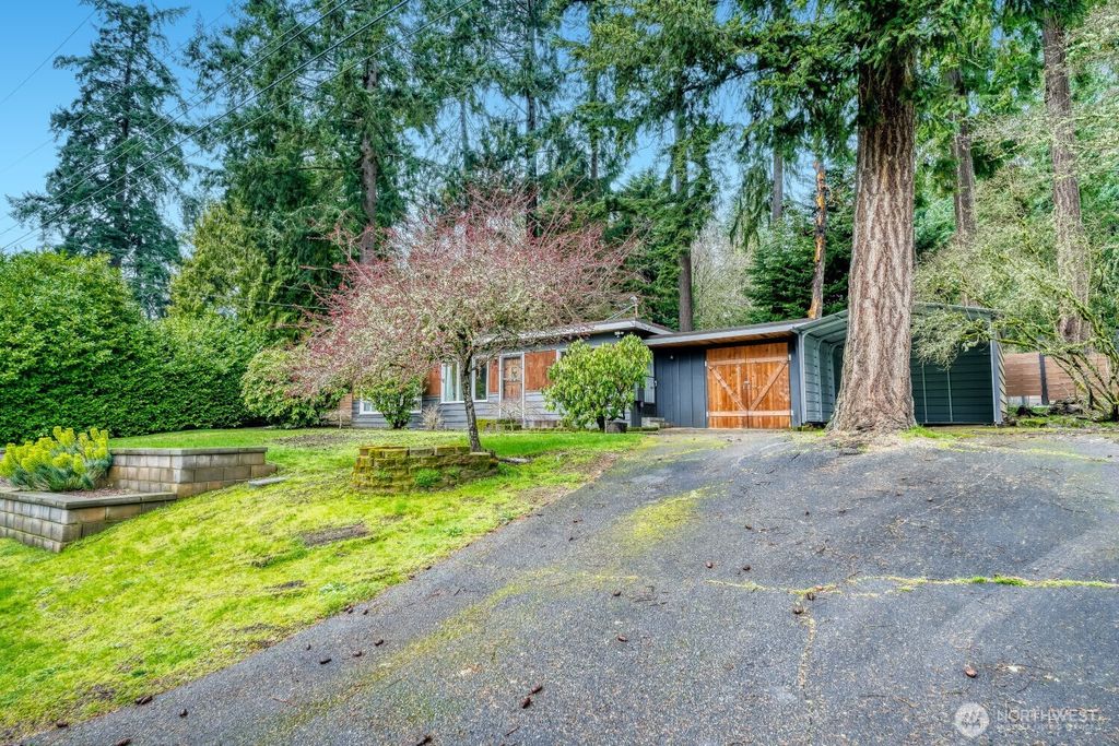 Photo of 234 SW 208th Street, Normandy Park, WA 98166 (MLS # 2493973)
