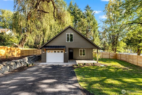 Photo of 103 Haussler Road, Kelso, WA 98626 (MLS # 2580949)