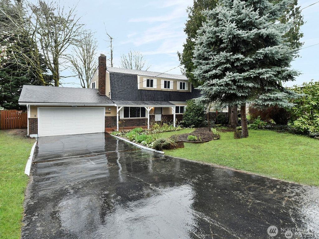 Photo of 20209 106th Avenue SE, Kent, WA 98031 (MLS # 2509779)