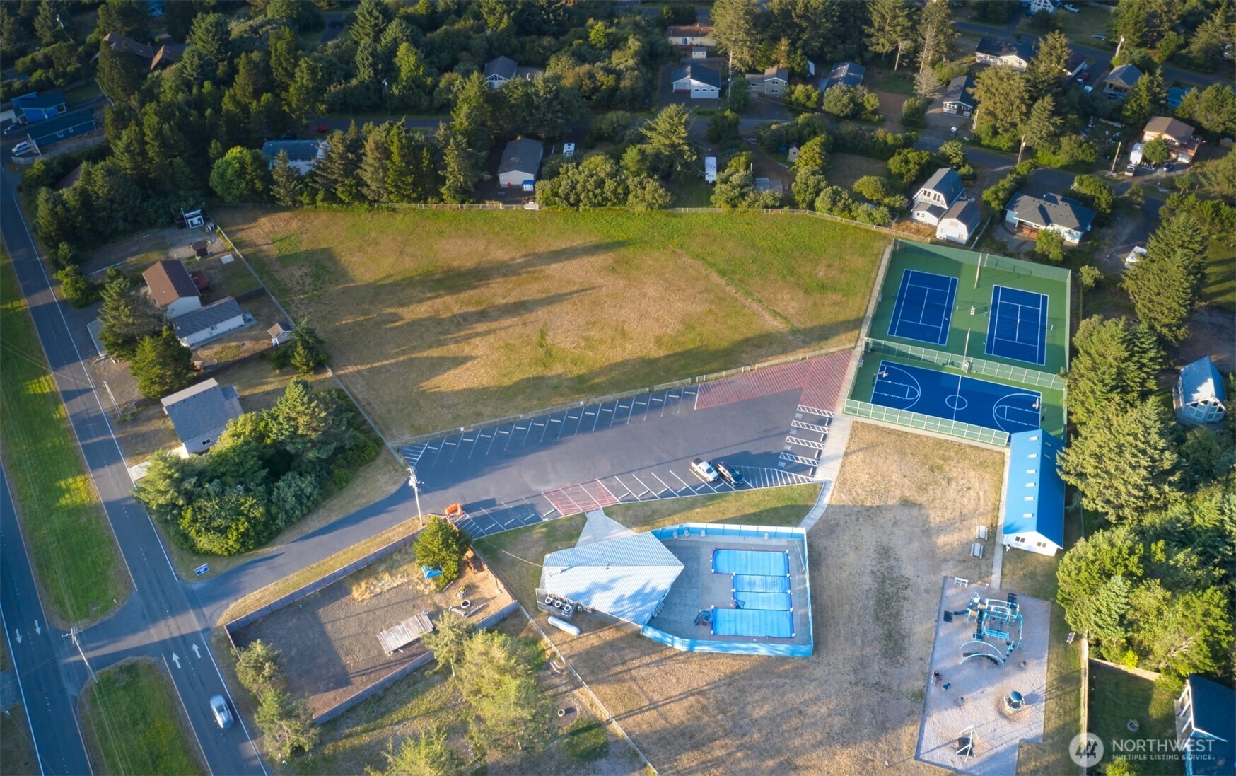 165 Auriga Avenue SW